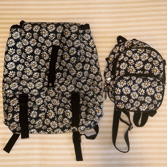 art class Other - art class Daisy Backpack Set